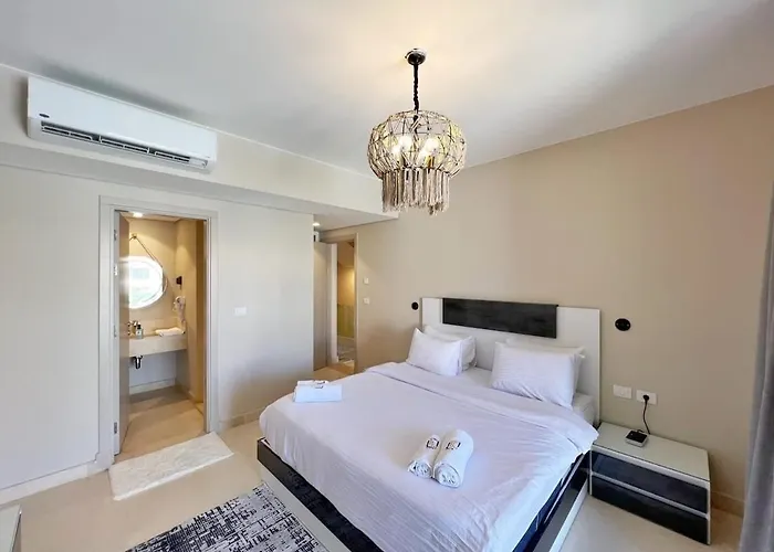 Mangrovy Townhouse 4bd וילה הורגהדה